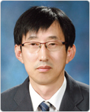 신홍재 교수 사진